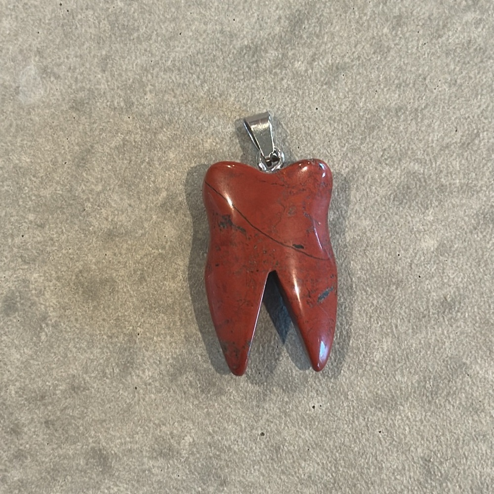 NWOT MOLAR TOOTH ROCK CHARM PENDANT BURNT ORANGE RED